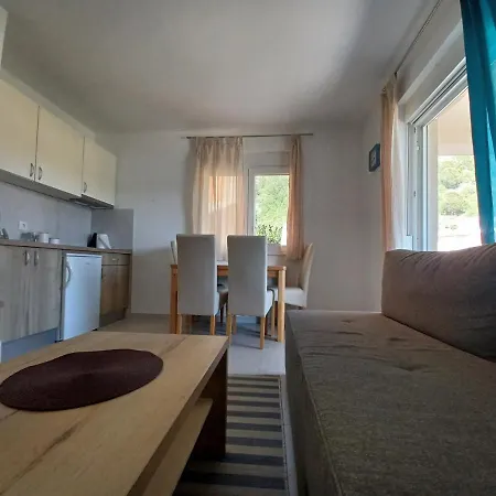 Sol Apartment *