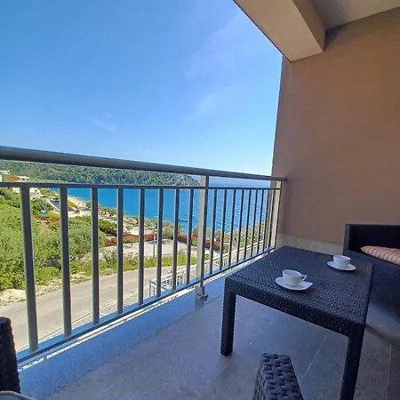 Sol Apartment Kremena